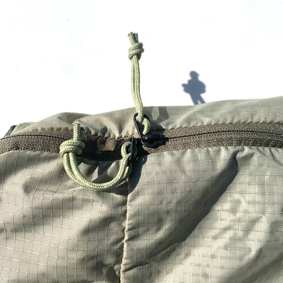 REI Olive Gray Travel Packing Cube Bag Expandable Zipper - Picture 4 of 12